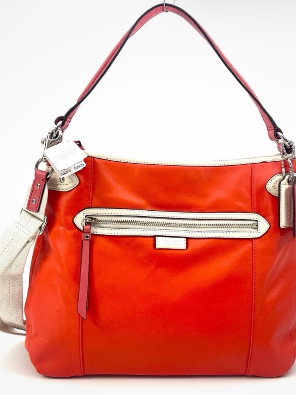 Coach Siasy Spectator Leather
Hobo Vermillion
Multicolor Shoulder Bag